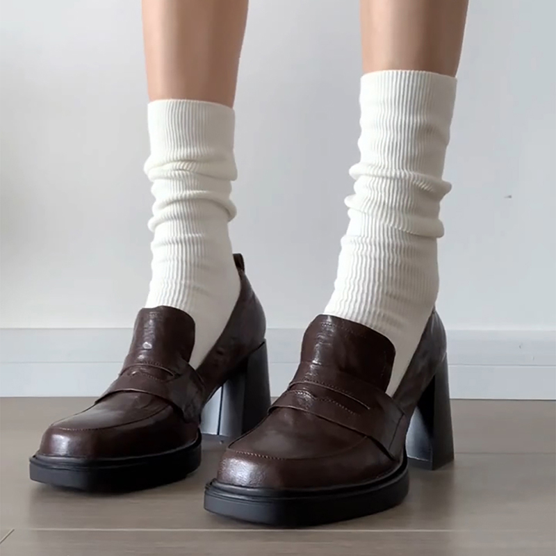Vintage Fashion Aesthetic - Mocassins à enfiler peu profonds pour