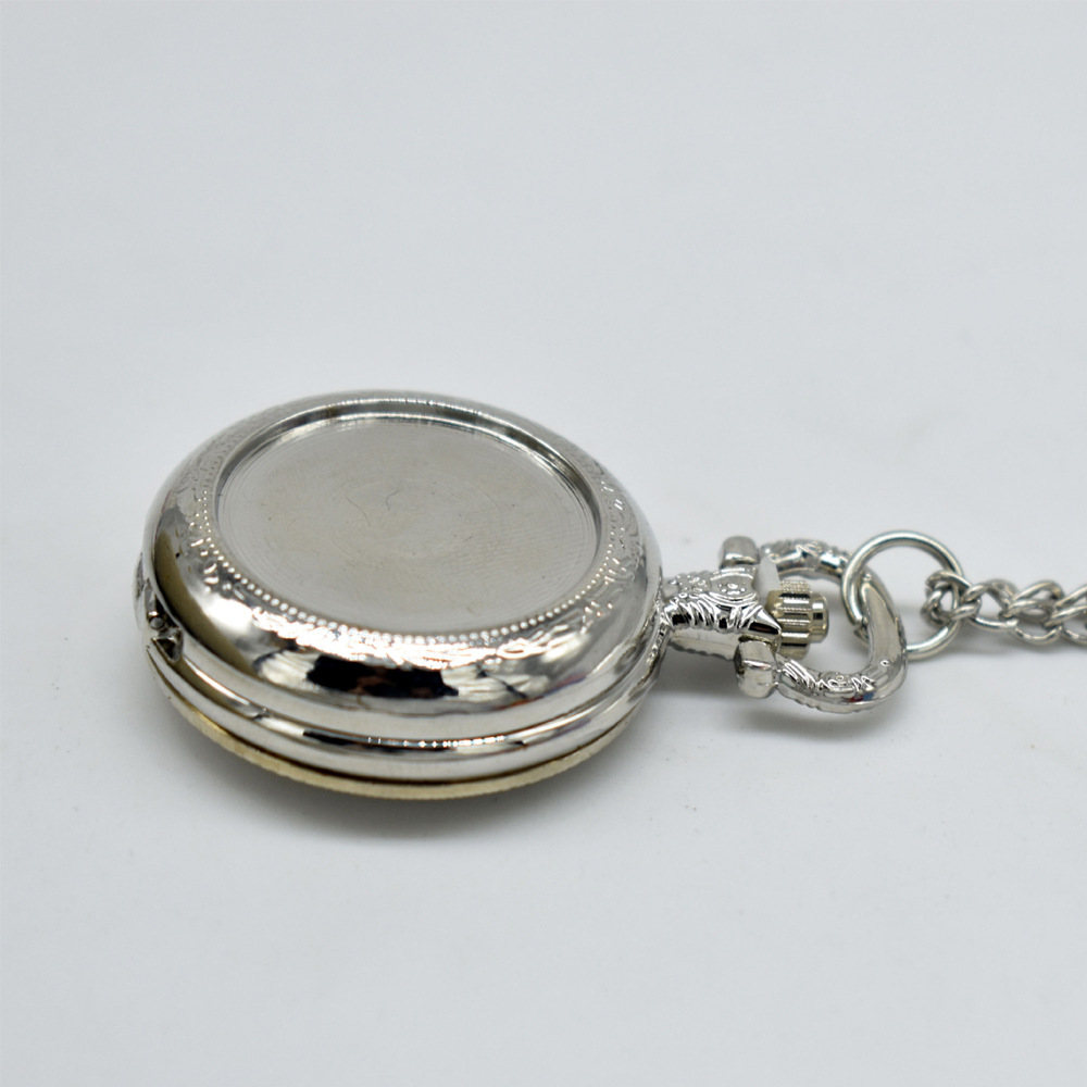 Collier pendentif montre de po - Vintage Fashion Aesthetic avis et prix