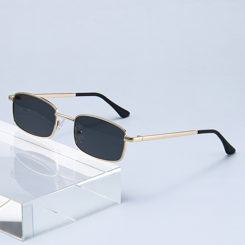 Lunettes de soleil punk tendan - Vintage Fashion Aesthetic avis et prix