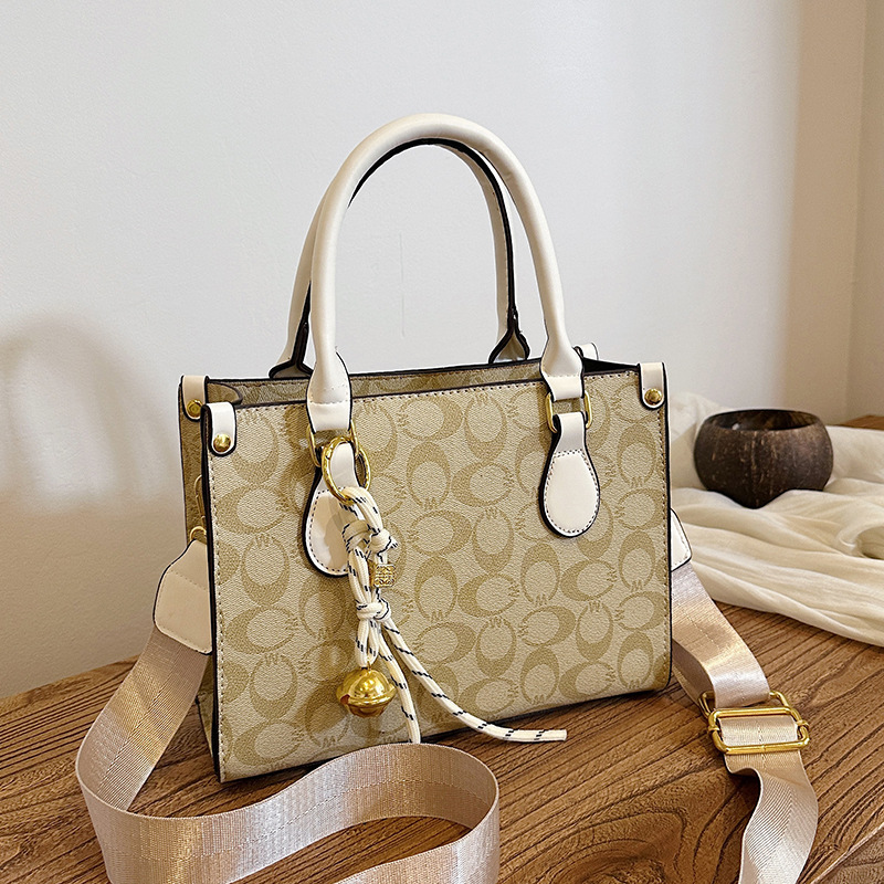 Sac à main fourre-tout rétro v - Vintage Fashion Shop avis et prix